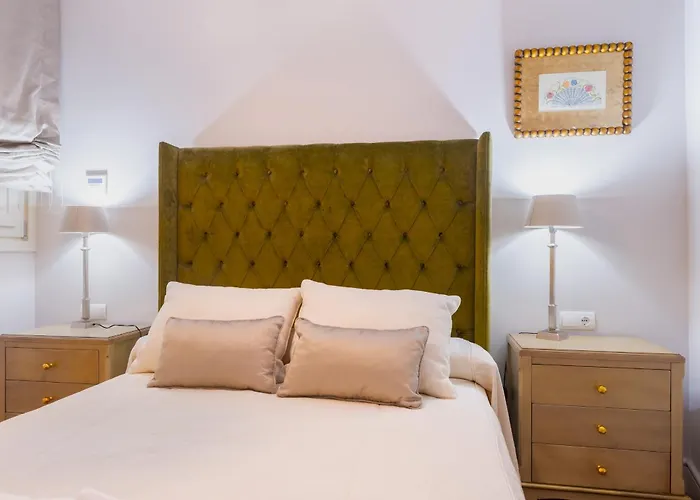 Centro Luxe 3 Rooms